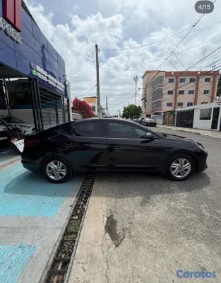 2020 Hyundai Elantra — foto 4 / 4