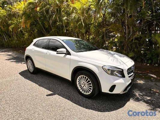 2018 Mercedes-Benz Clase GLA — foto 2 / 15