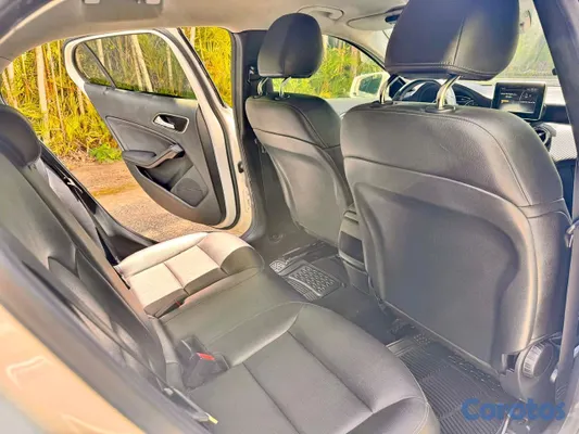 2018 Mercedes-Benz Clase GLA — foto 5 / 15