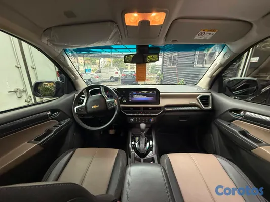 2025 Chevrolet Colorado — foto 7 / 9