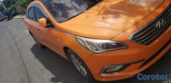 2015 Hyundai Sonata — foto 2 / 4