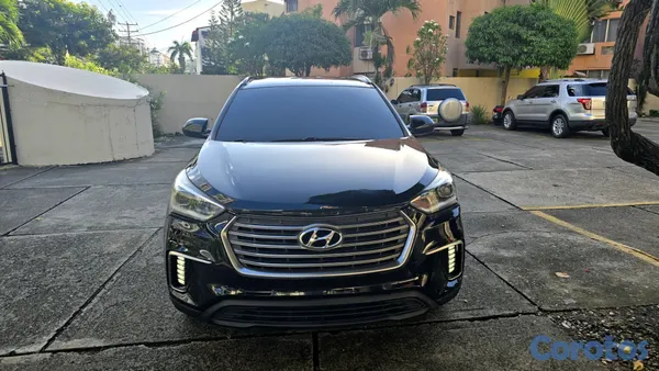 2017 Hyundai Grand Santa Fe