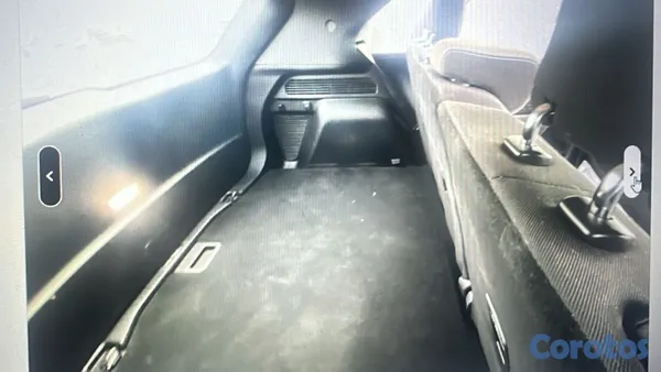 2020 Ford Escape — foto 8 / 8