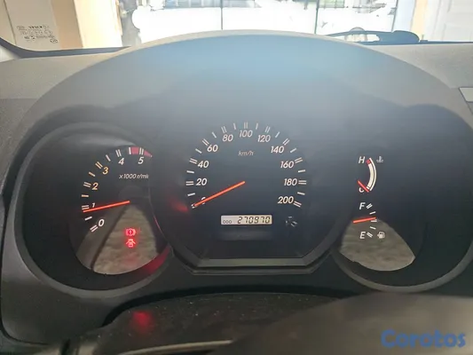 2009 Toyota Hilux — foto 13 / 14