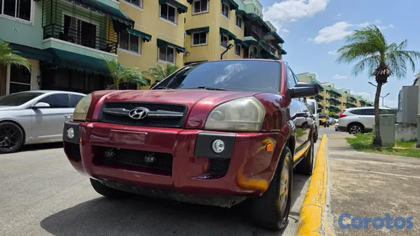 2007 Hyundai Tucson — foto 3 / 6