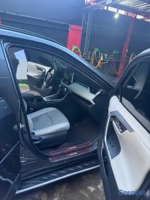 2019 Toyota Rav-4 — foto 5 / 10