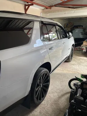 2023 Chevrolet Tahoe — foto 3 / 5