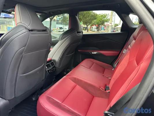 2023 Lexus Rx — foto 7 / 10