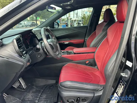 2023 Lexus Rx — foto 9 / 10