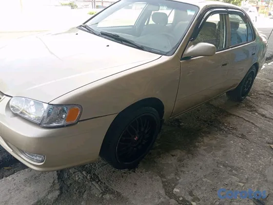 2000 Toyota Corolla — foto 2 / 7