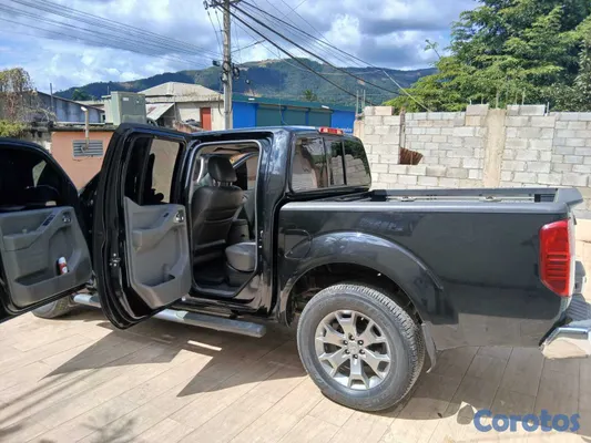 2019 Nissan Frontier — foto 5 / 20