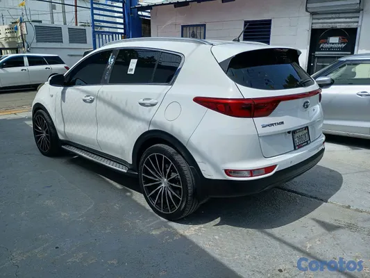 2017 Kia Sportage — foto 5 / 8