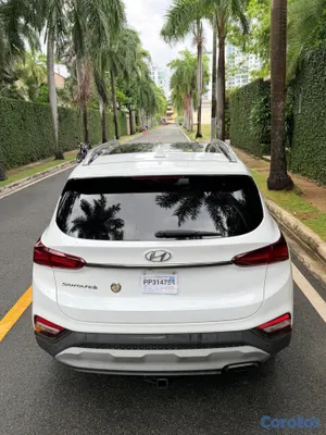 2020 Hyundai Santa Fe — foto 11 / 18