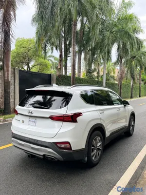 2020 Hyundai Santa Fe — foto 14 / 18