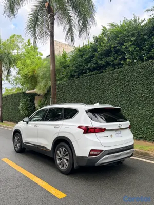 2020 Hyundai Santa Fe — foto 16 / 18