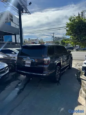 2018 Toyota 4 Runner — foto 5 / 9