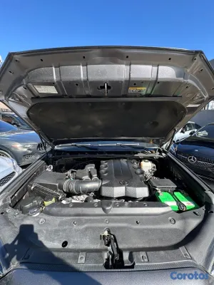 2018 Toyota 4 Runner — foto 8 / 9
