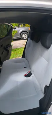 2017 Toyota Aqua — foto 9 / 14