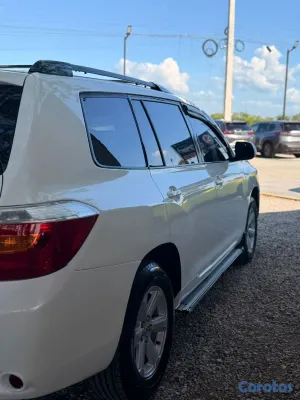 2010 Toyota Highlander — foto 7 / 19