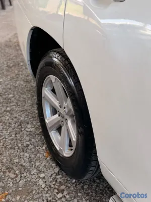 2010 Toyota Highlander — foto 12 / 19