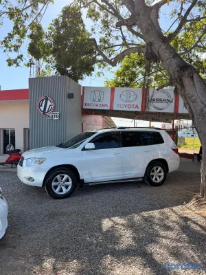 2010 Toyota Highlander — foto 16 / 19