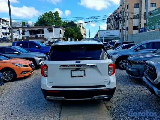 2020 Ford Explorer — foto 4 / 11