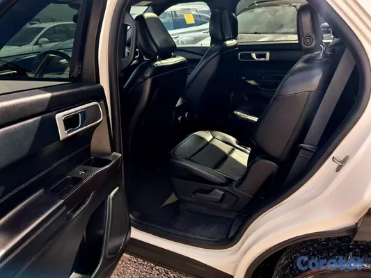 2020 Ford Explorer — foto 10 / 11
