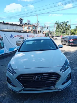 2018 Hyundai Sonata — foto 2 / 10