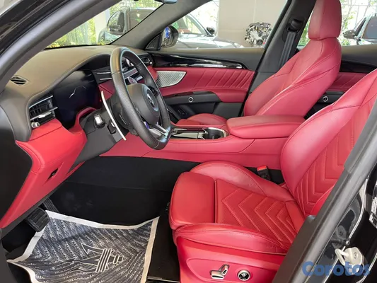 2026 Maserati Grecale Modena — foto 5 / 17