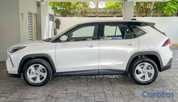 2027 Toyota Yaris Cross Full — foto 4 / 11