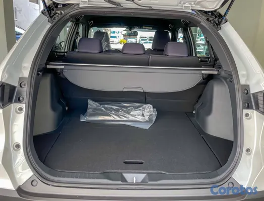 2027 Toyota Yaris Cross Full — foto 6 / 11