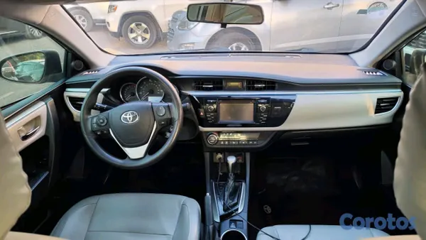 2016 Toyota Corolla — foto 3 / 7
