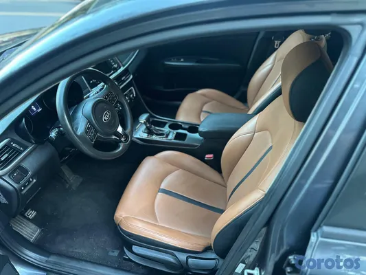 2017 Kia Optima — foto 4 / 9