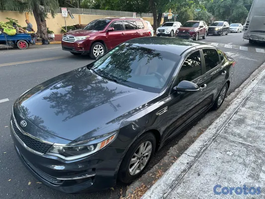 2017 Kia Optima — foto 5 / 9