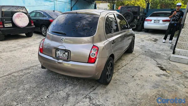 2009 Nissan March — foto 2 / 8