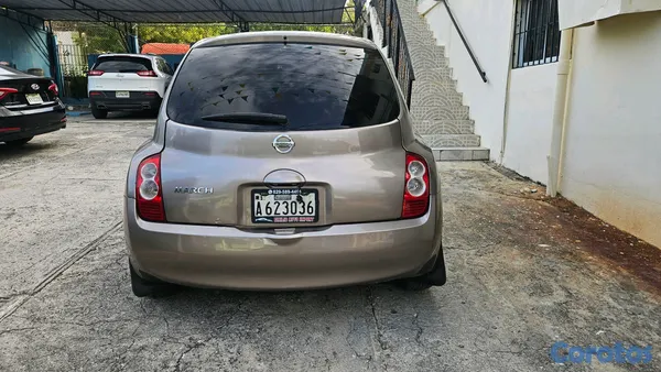 2009 Nissan March — foto 8 / 8