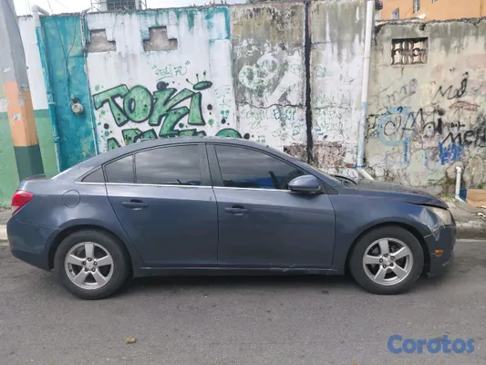 2013 Chevrolet Cruze — foto 10 / 14