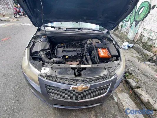 2013 Chevrolet Cruze — foto 12 / 14