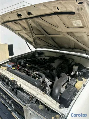 1991 Toyota Land Cruiser — foto 7 / 10