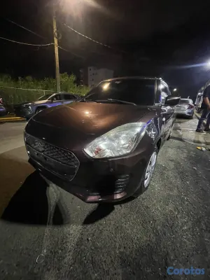 2020 Suzuki Swift — foto 2 / 9