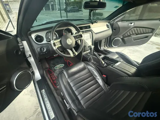 2012 Ford Mustang — foto 4 / 13