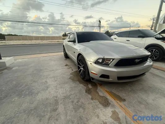 2012 Ford Mustang — foto 5 / 13