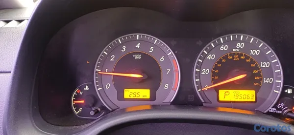 2010 Toyota Corolla — foto 11 / 12