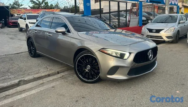 2019 Mercedes A220 — foto 5 / 7