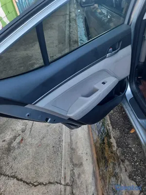 2015 Hyundai Elantra — foto 6 / 6