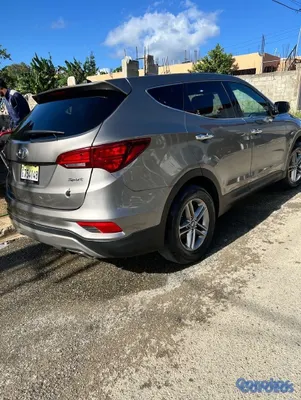2018 Hyundai Santa Fe — foto 3 / 4