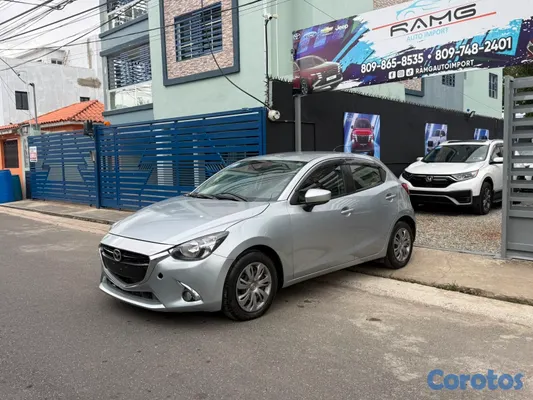 2020 Mazda Demio — foto 3 / 8