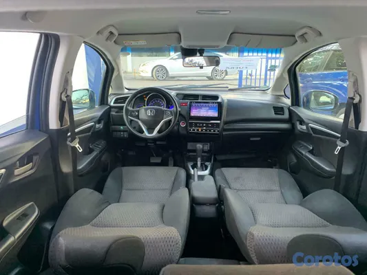 2017 Honda Fit — foto 9 / 10