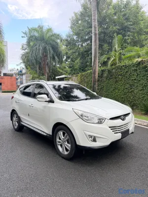 2012 Hyundai Tucson — foto 11 / 17