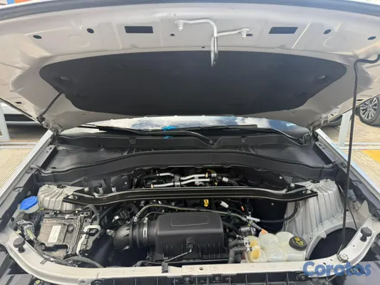 2021 Ford Explorer — foto 8 / 12